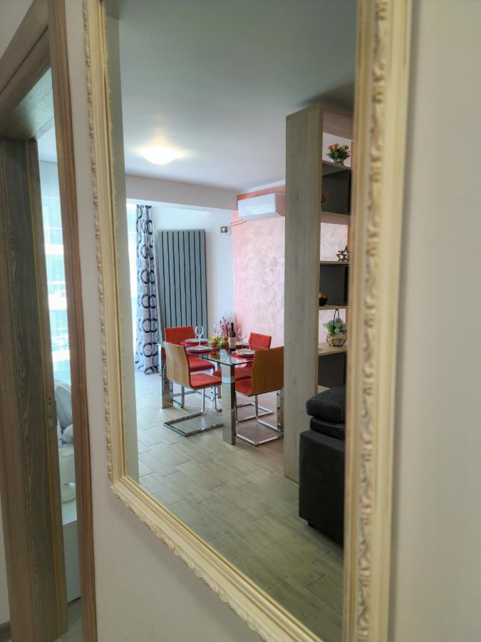 Sole Aparthotel Pool & Spa Mamaia Nord Năvodari Kültér fotó