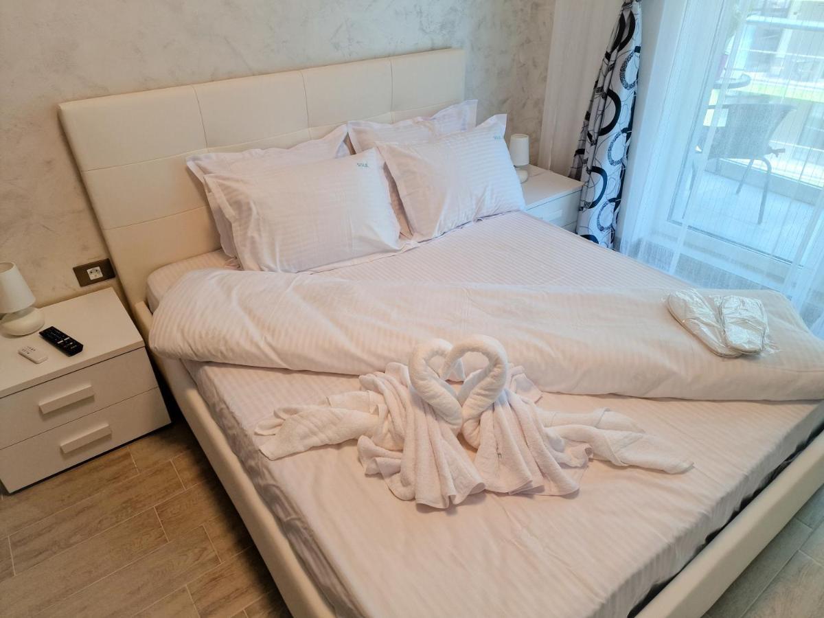Sole Aparthotel Pool & Spa Mamaia Nord Năvodari Kültér fotó