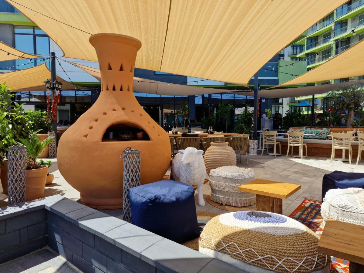 Sole Aparthotel Pool & Spa Mamaia Nord Năvodari Kültér fotó