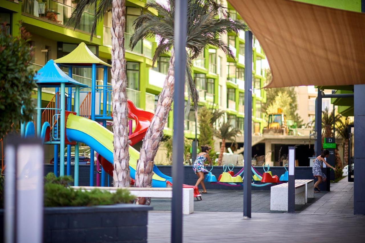 Sole Aparthotel Pool & Spa Mamaia Nord Năvodari Kültér fotó
